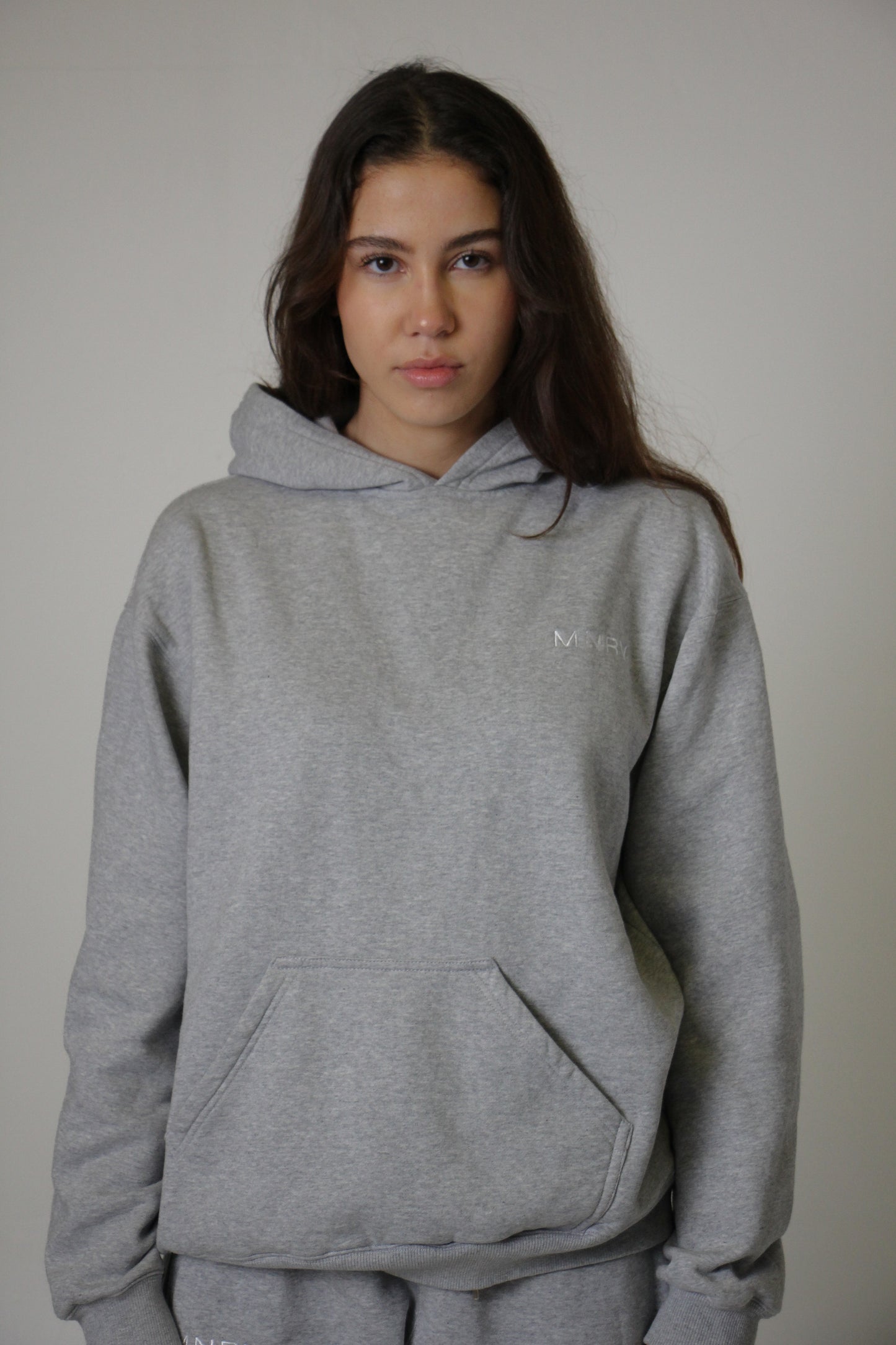 MNRV | HOODIE | GREY